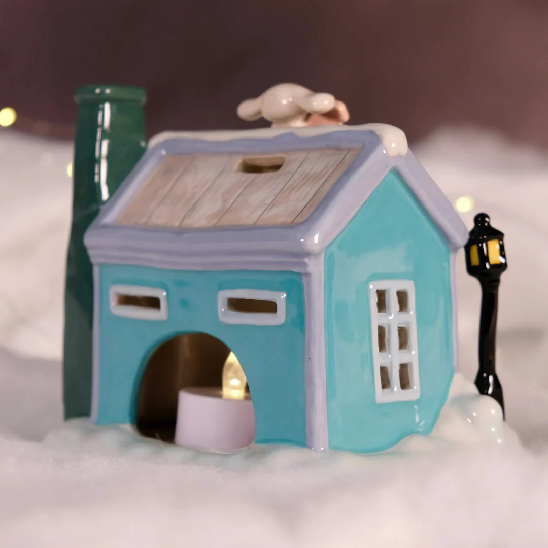 Cinnamoroll's Sweet Shoppe Ceramic Candle House - Image 5
