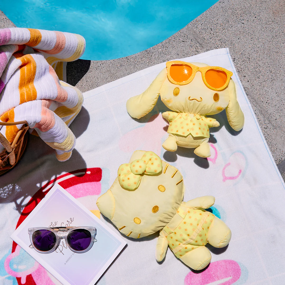 Hello Kitty 10" Seasons of Friendship Plush (Summer) - Image 2