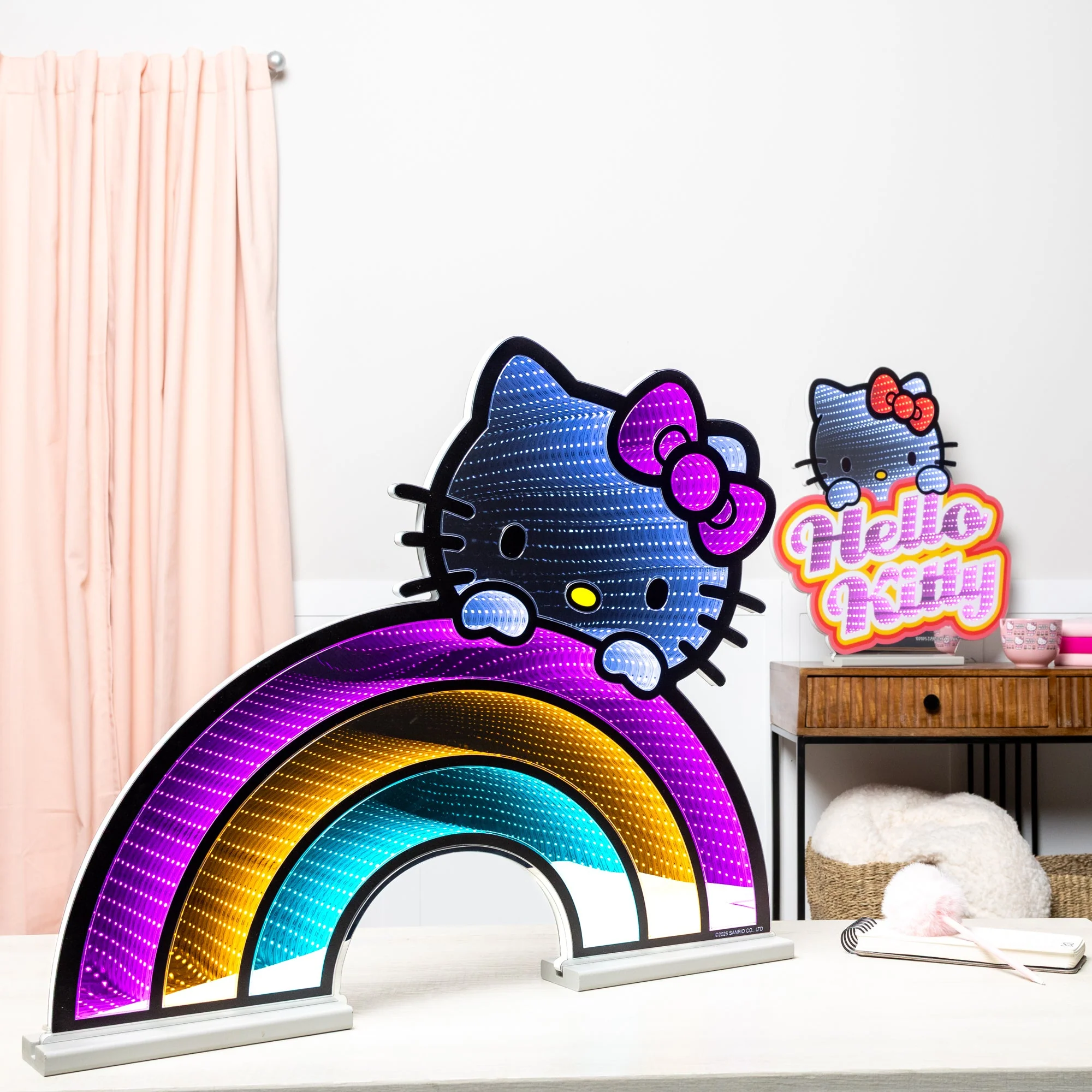 Hello Kitty 24" Rainbow Decorative Ekkolight Infinity Light - Image 2