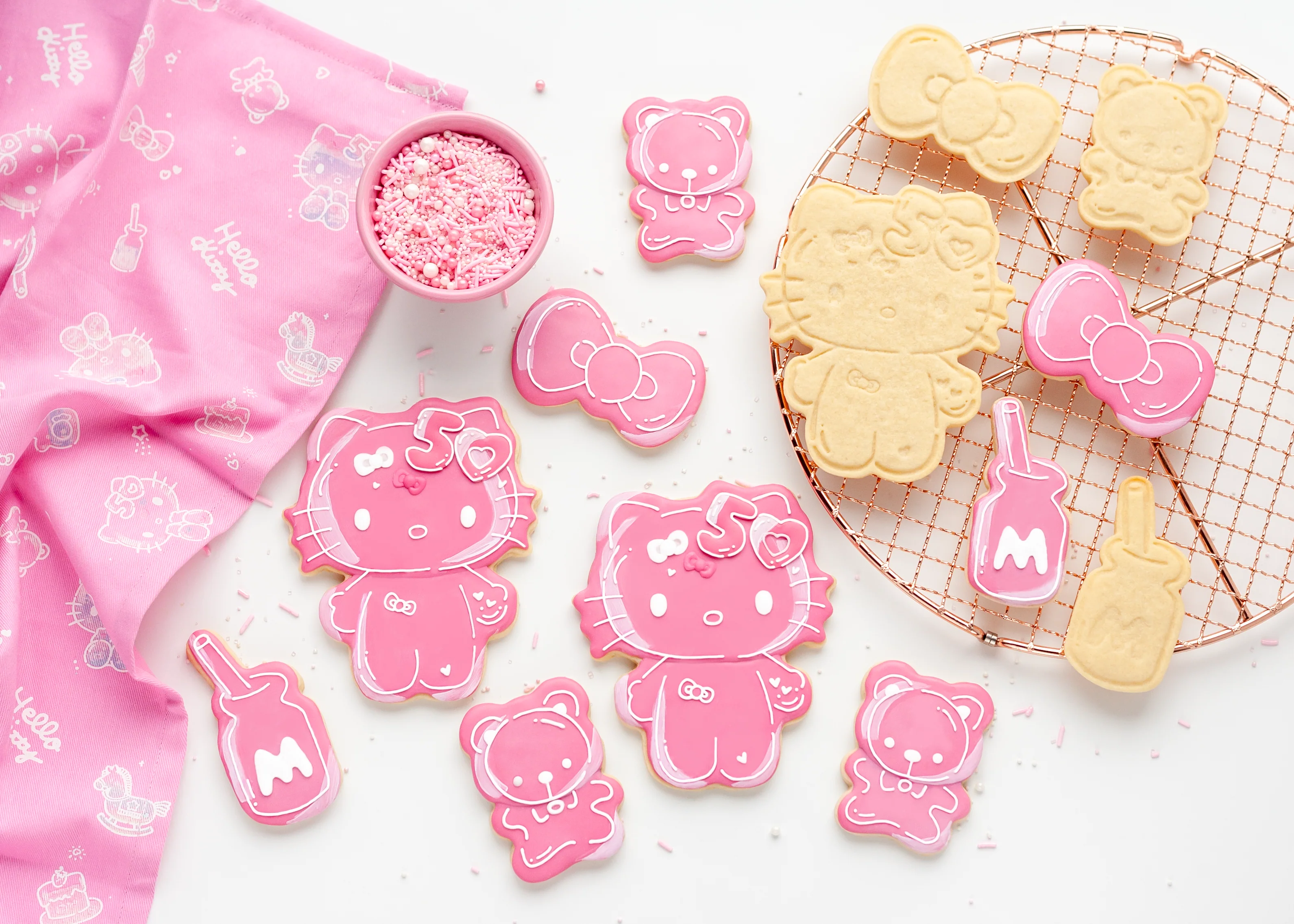 Hello Kitty 50th Anniversary Cookie Stamp and Frosting Set - Image 6
