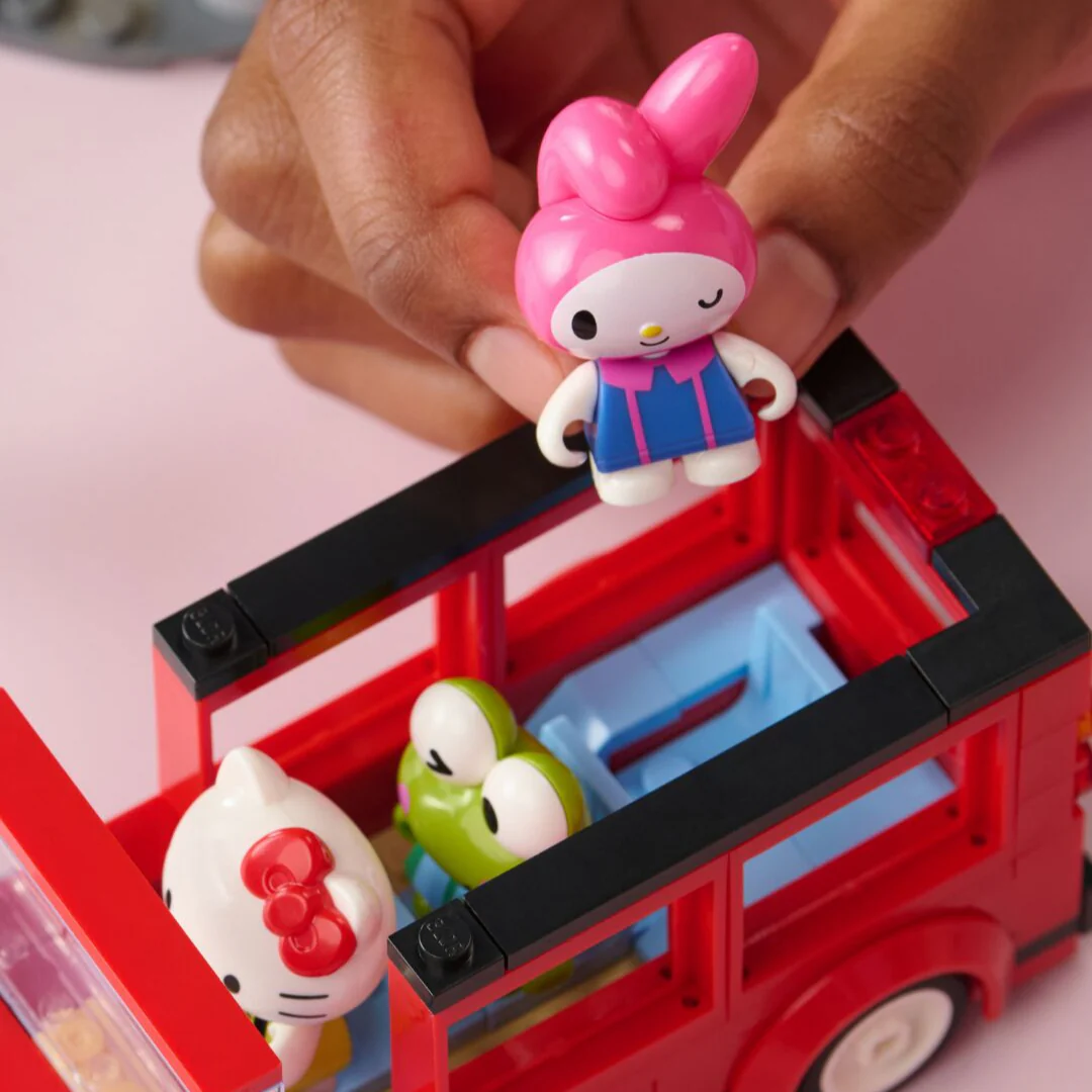Hello Kitty and Friends BLDR Building Set (Badtz-maru’s Bowling Alley) - Image 3