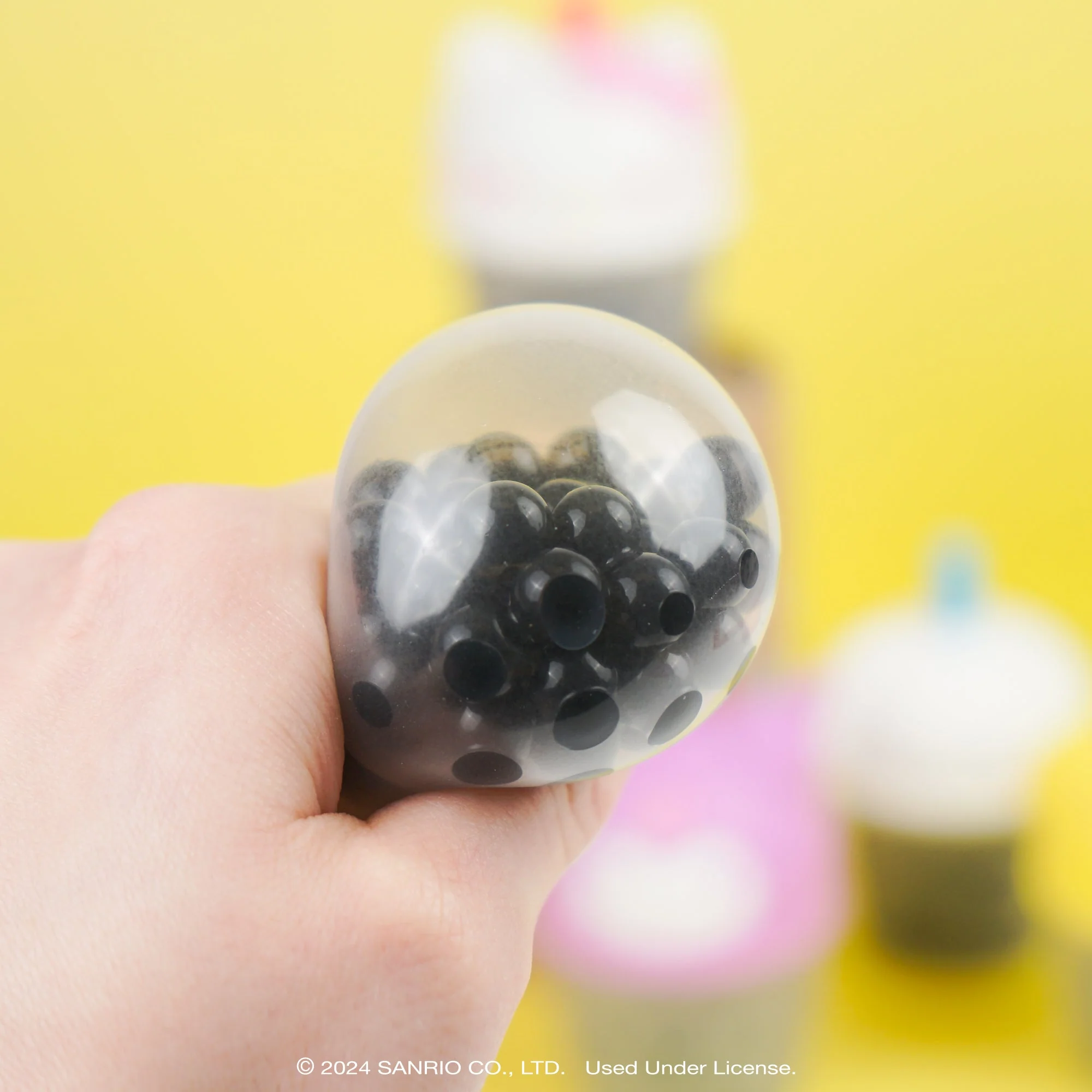 Hello Kitty and Friends Boba Tea Capsule SquiSHU (Series 1) - Image 4