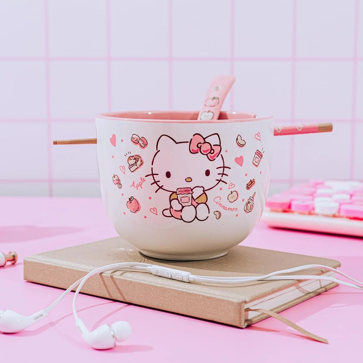 Hello Kitty Ceramic Ramen Bowl and Chopsticks/Spoon Set (Apples and Cinnamon) - Image 2