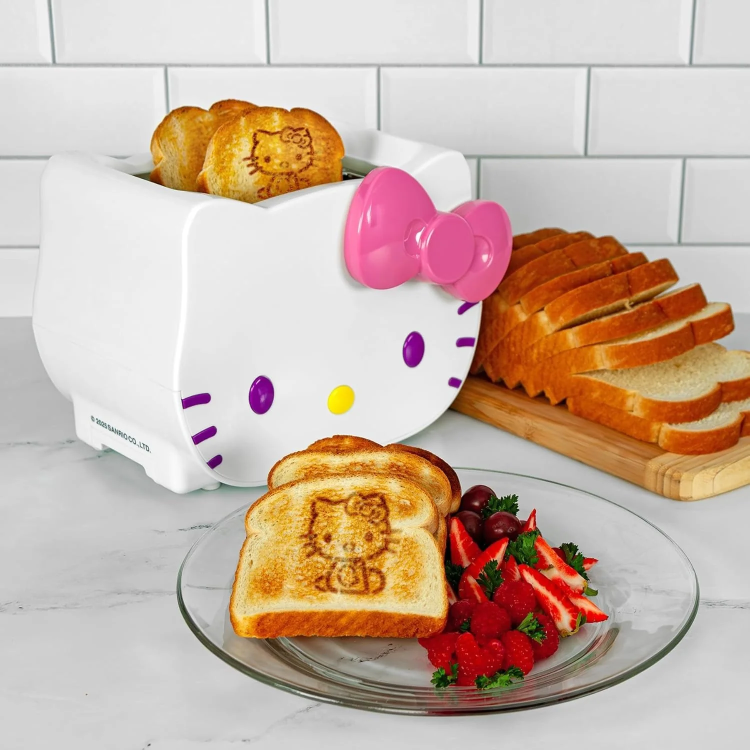 Hello Kitty Deluxe 3D Toaster - Image 2