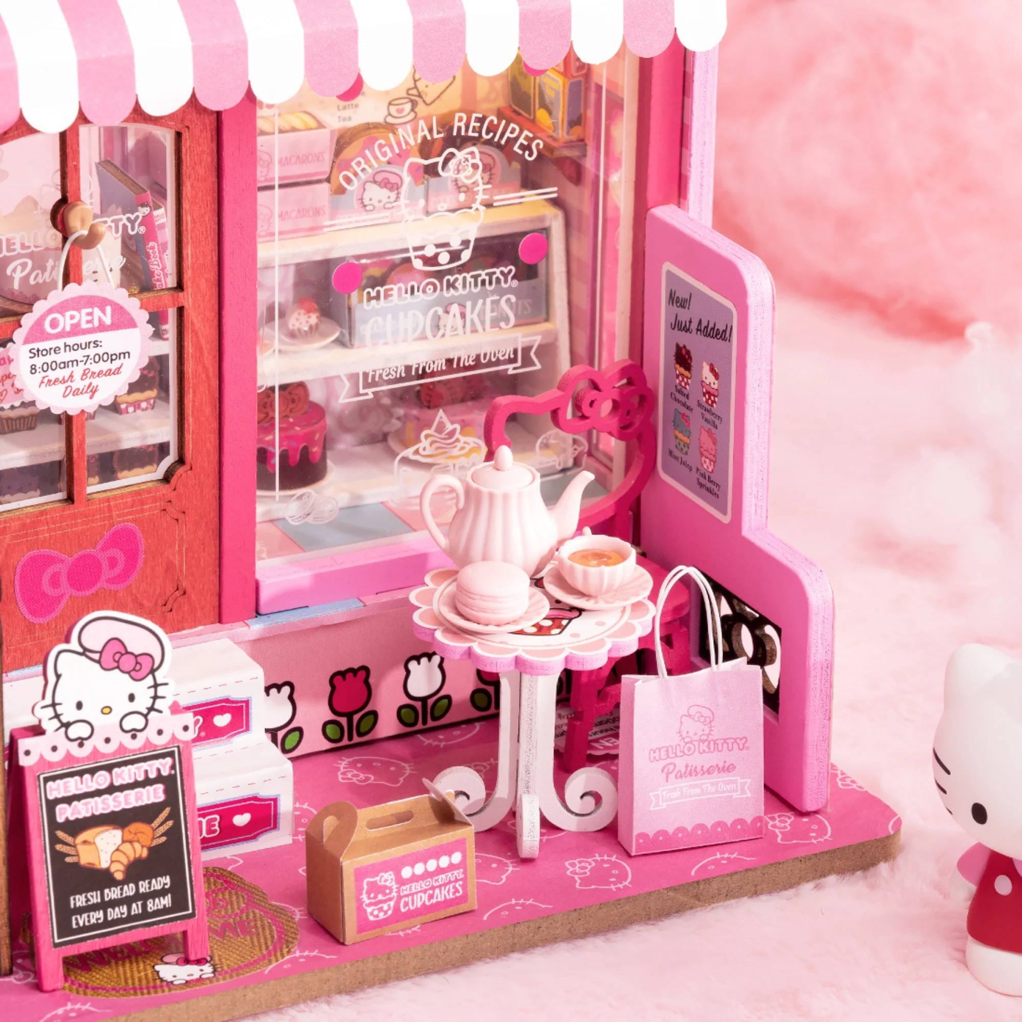 Hello Kitty Patisserie DIY Miniature House Kit - Image 5