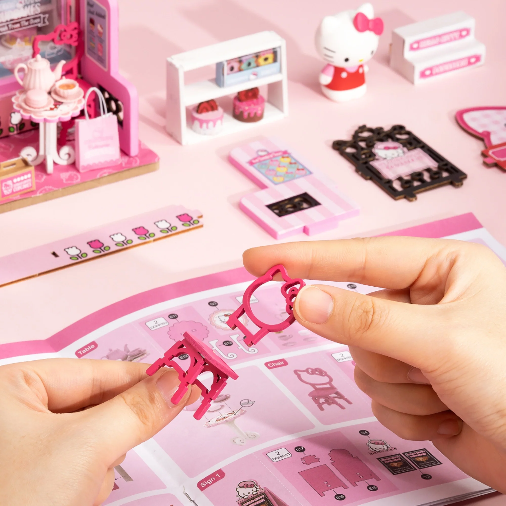 Hello Kitty Patisserie DIY Miniature House Kit - Image 6