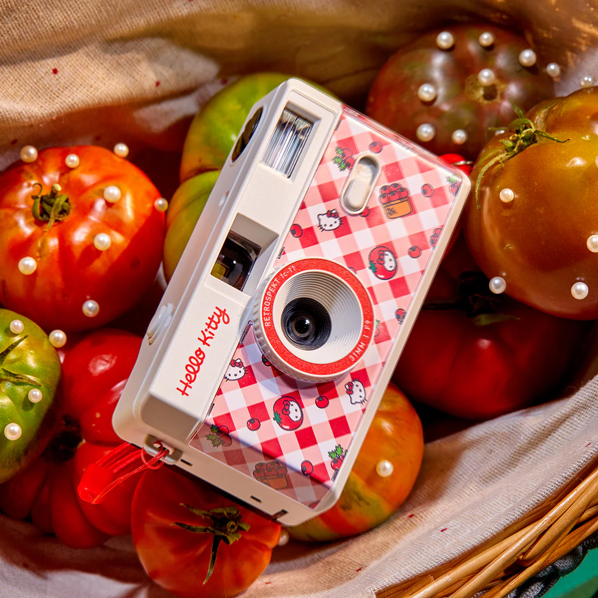 Hello Kitty Tomatoes 35mm Camera - Image 6