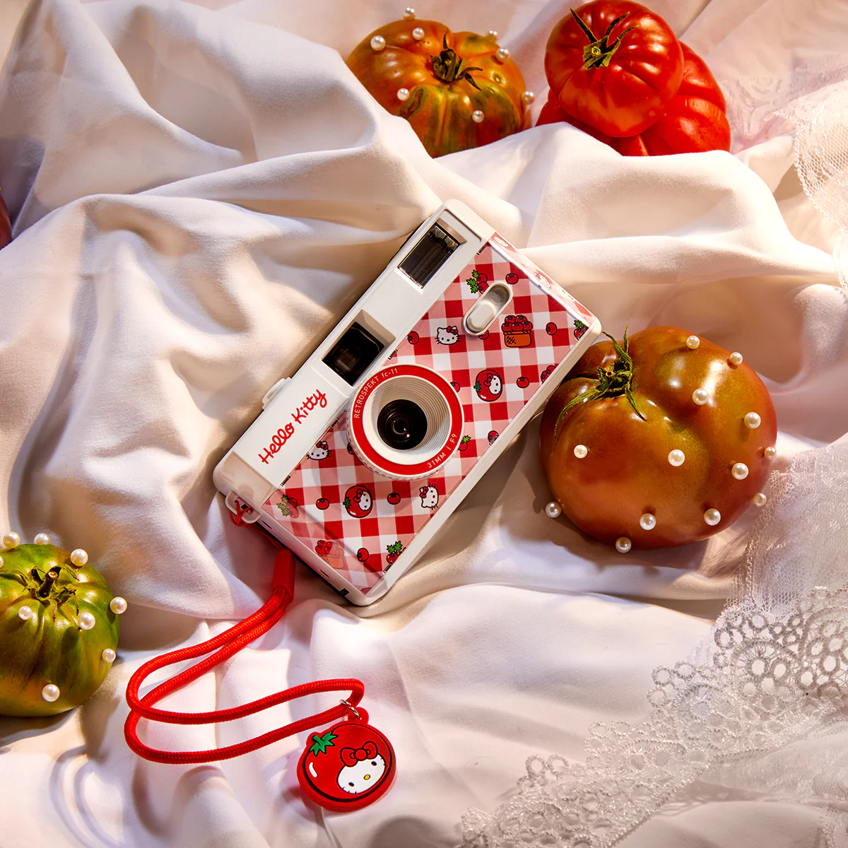 Hello Kitty Tomatoes 35mm Camera - Image 8