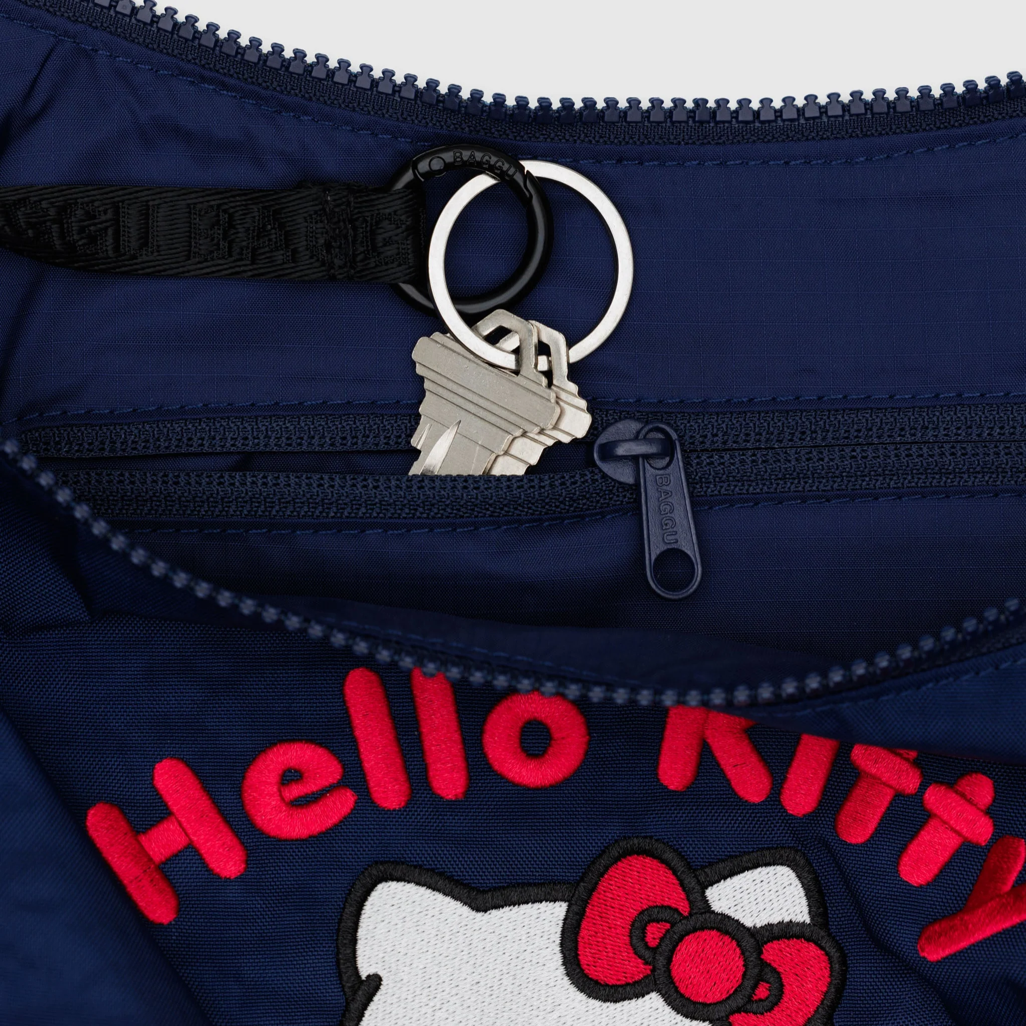 Hello Kitty x Baggu Embroidered Nylon Crescent Bag (Classic Apple) - Image 3