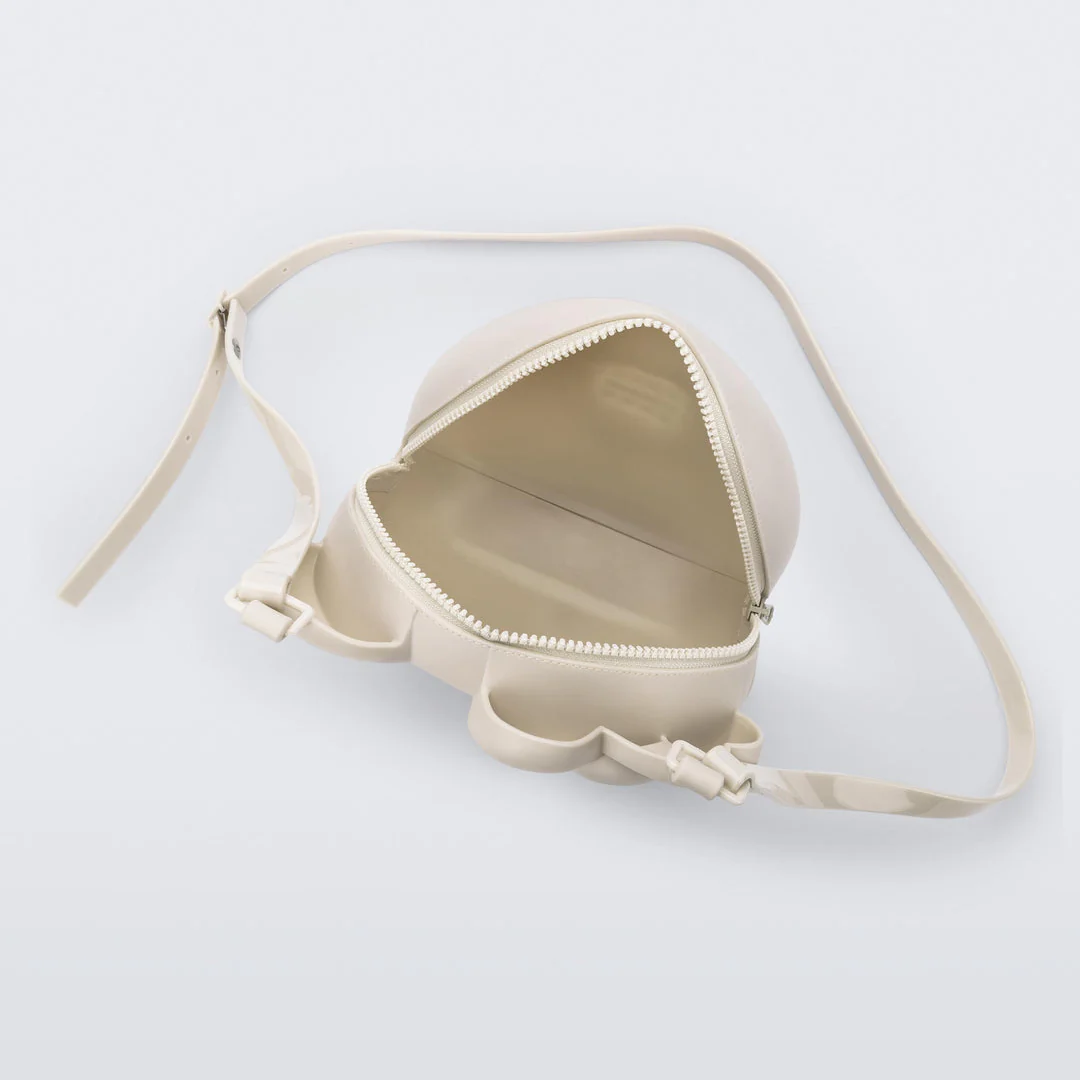 Hello Kitty x Melissa 3D Figural Shoulder Cute Bag (Beige) - Image 3