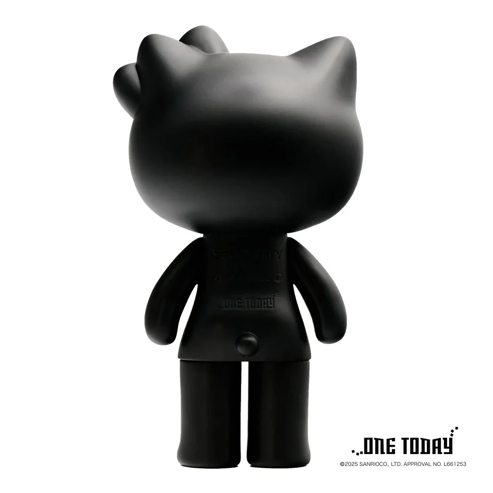 Hello Kitty x ONE TODAY Figurine (Black - Black Series) - Image 5