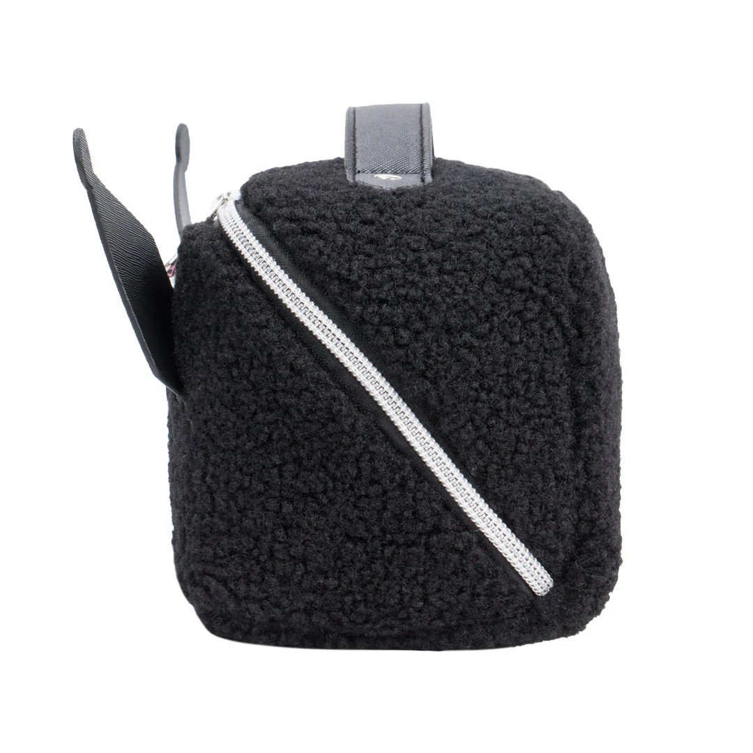 Kuromi x Impressions Vanity Unfold Travel Bag - Image 4