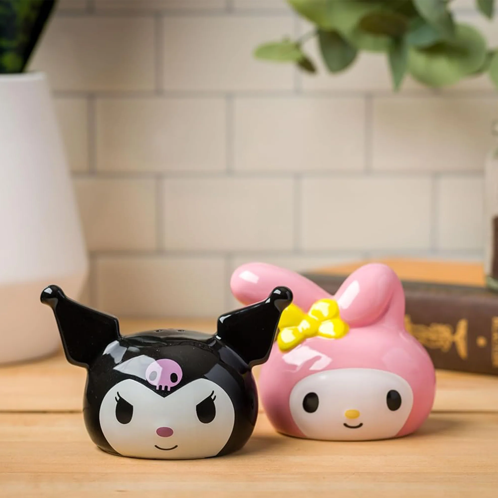 My Melody And Kuromi Sculpted Ceramic Salt and Pepper Set - Image 2