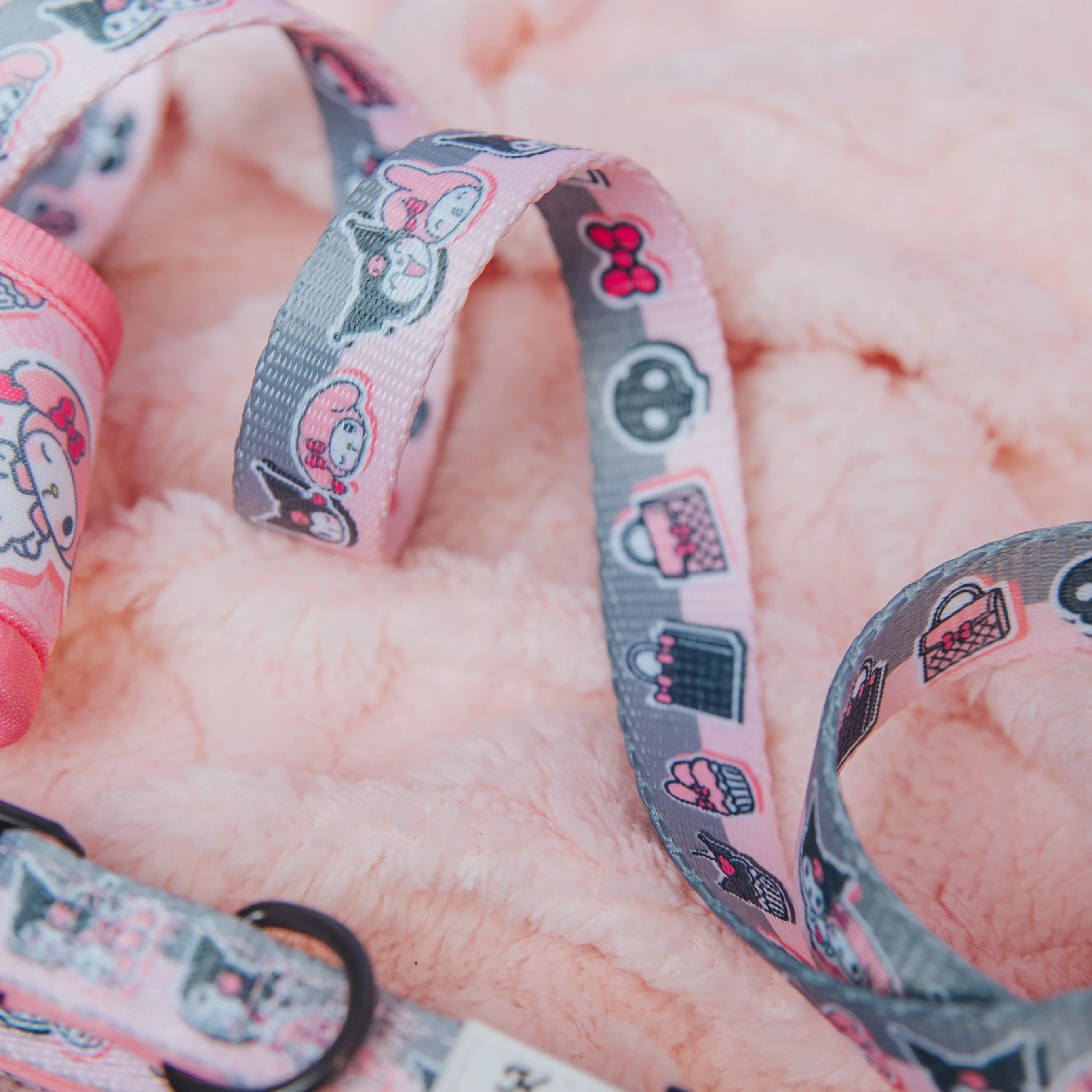 My Melody & Kuromi x Sassy Woof Dog Leash - Image 3