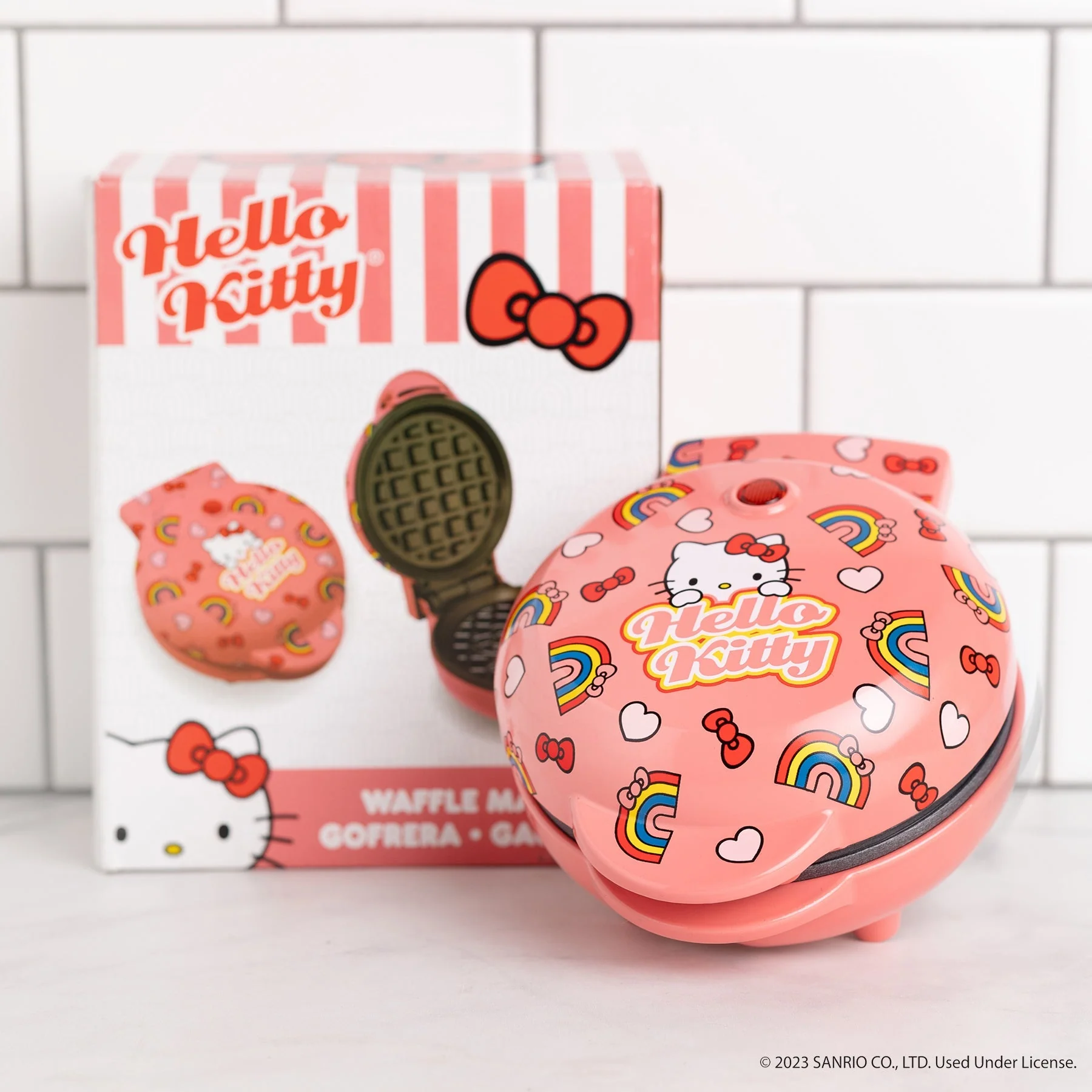 Hello Kitty Mini Waffle Maker - Image 3